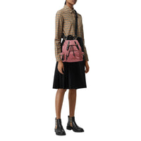 MAUVE PINK Petit sac The Rucksack à bandoulière en nylon