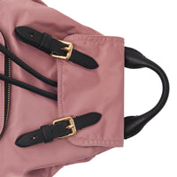 MAUVE PINK Petit sac The Rucksack à bandoulière en nylon