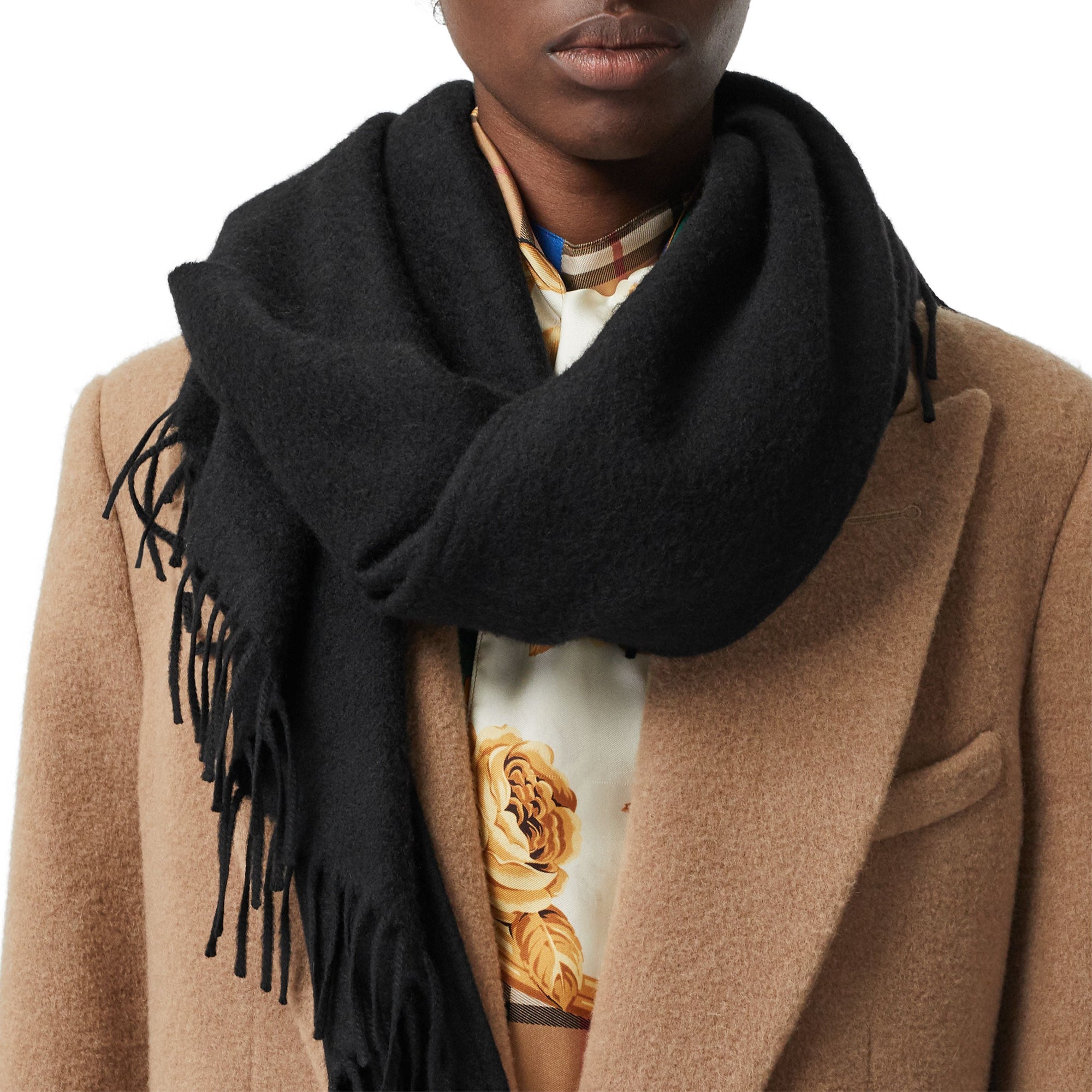 BLACK Bandana Burberry en cachemire brodé