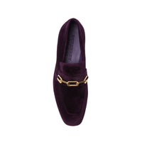 DARK ELDERBERRY Mocassins en velours avec chaîne