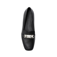 BLACK Mocassins en cuir avec bride cloutée