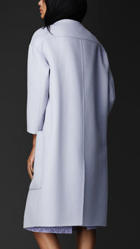 PALE LAVANDER Manteau de style vareuse en double angora et laine