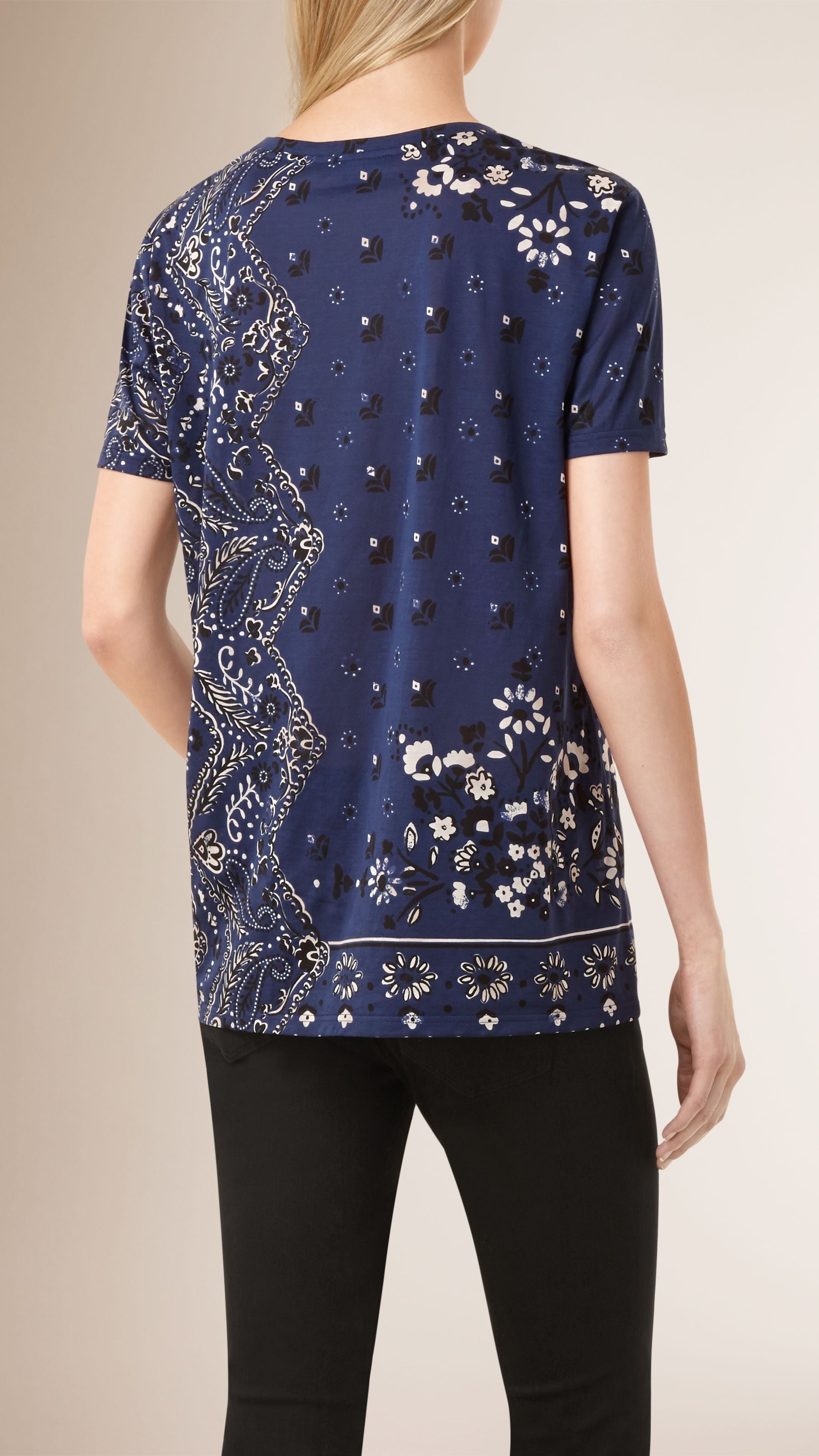 INDIGO T-shirt en coton avec patchwork à motif floral