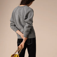 MIDGREYMELANGE_ BLK Sweat-shirt sculptural en laine et cachemire