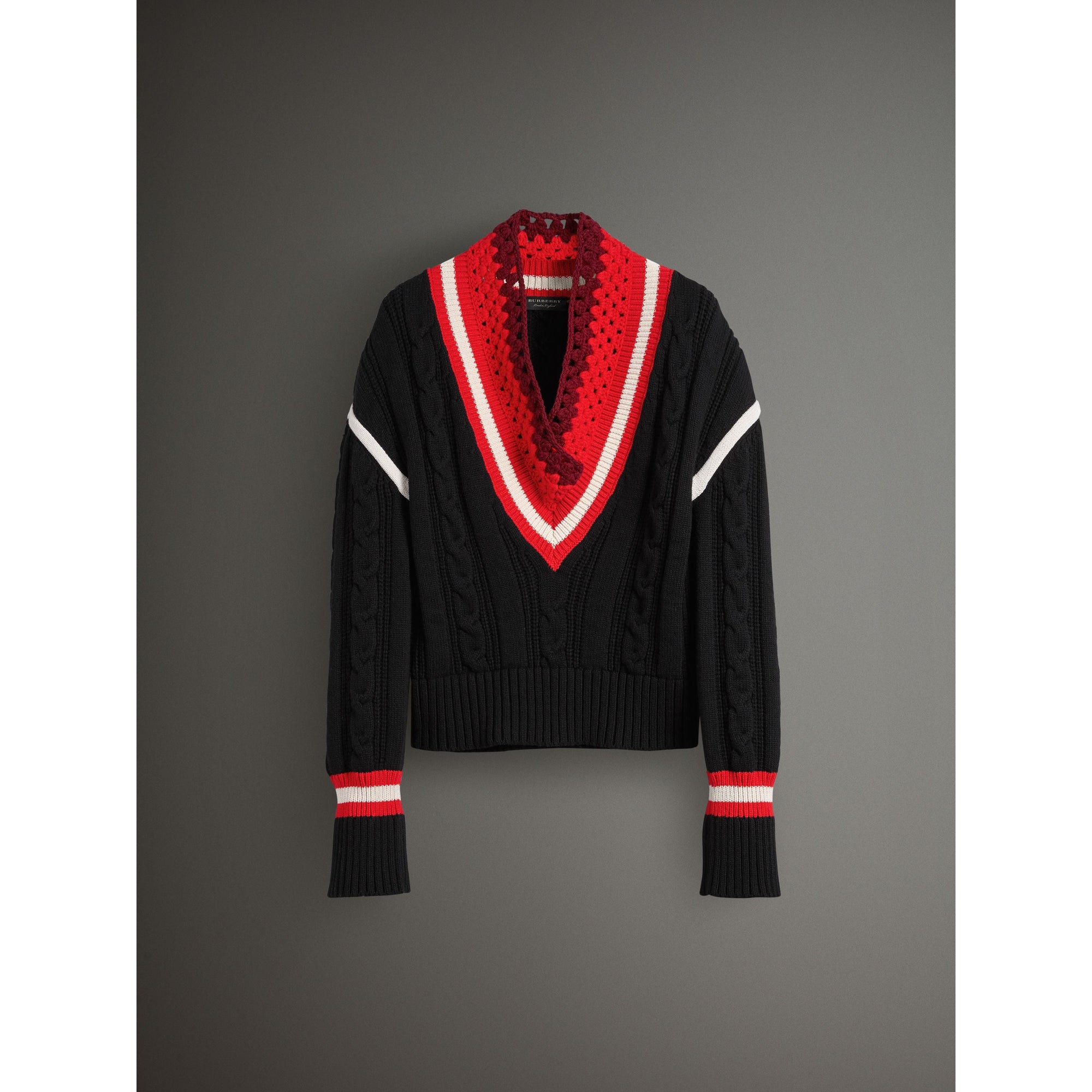 BLACK Pull de style cricket en laine et cachemire avec col en crochet