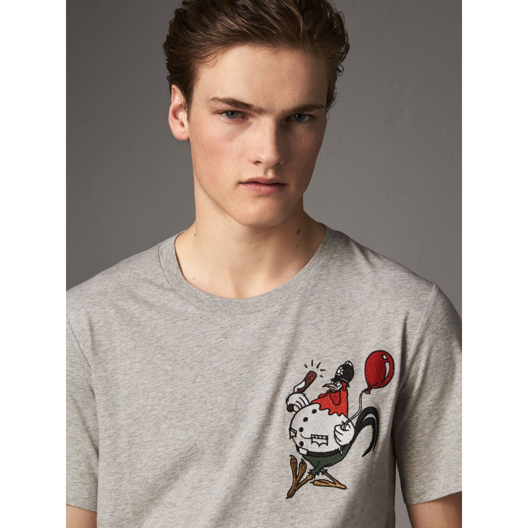 PALE GREY MELANGE T-shirt en coton avec appliqué dessiné