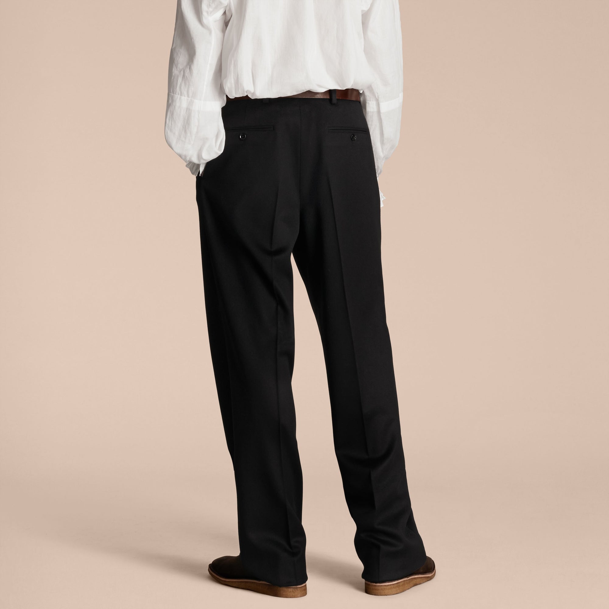 NAVY BLACK Pantalon large en laine enduite tissée en Angleterre