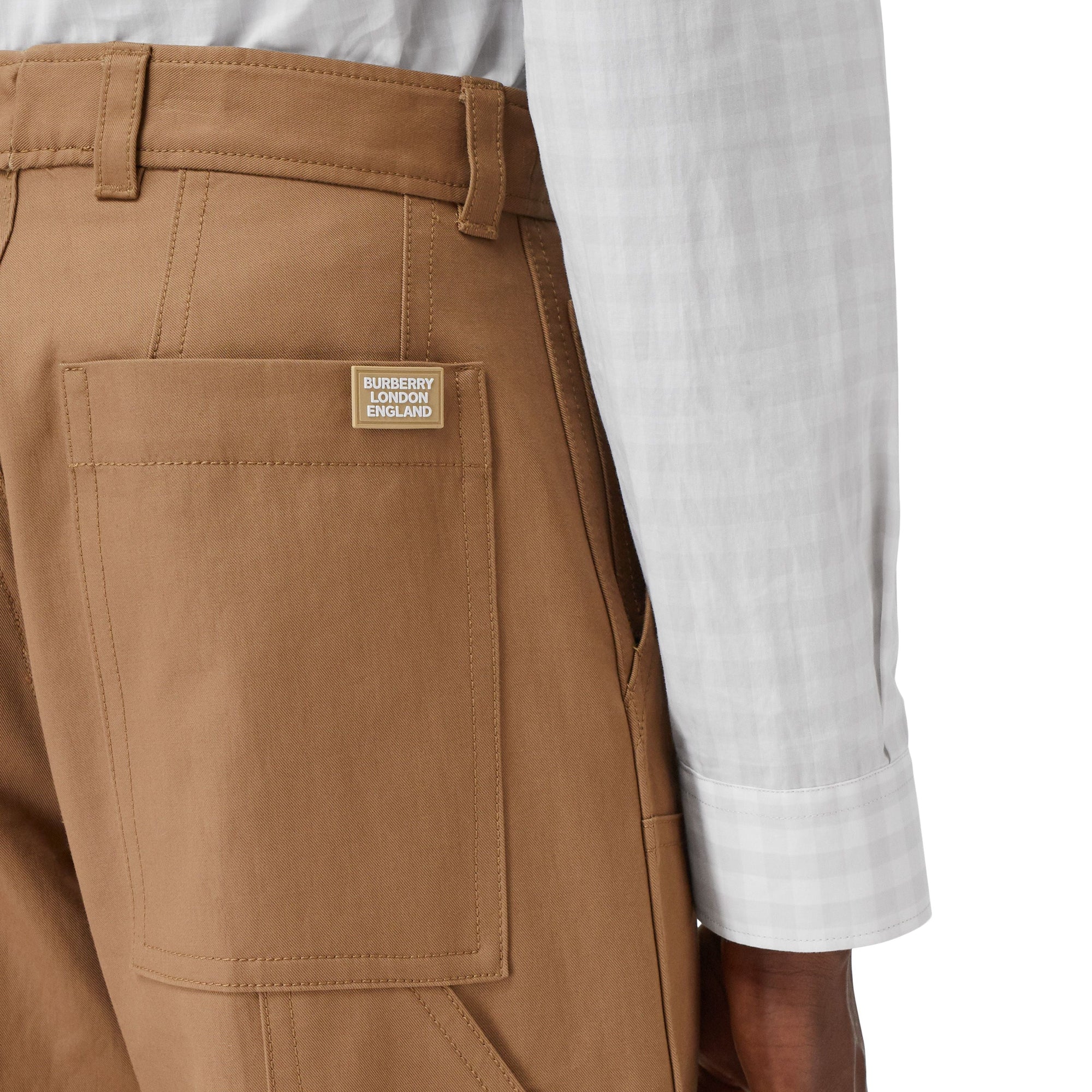 Pantalon de costume en sergé de coton - Noix intense