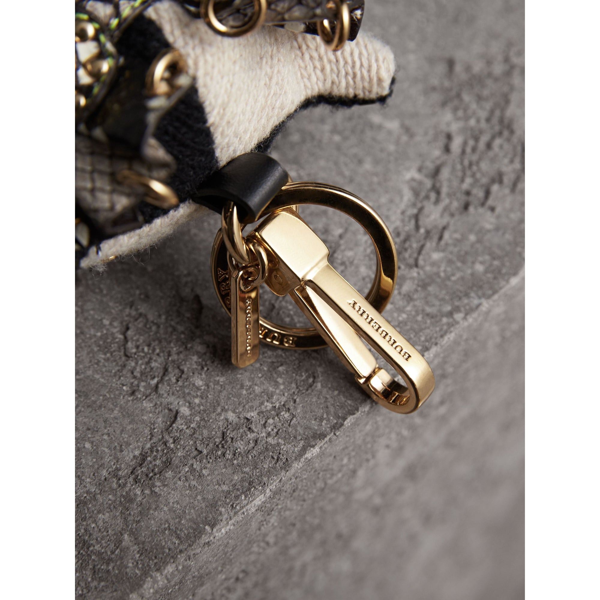 STONE MULTI Bijou porte-clés en laine Mavis la Chouette