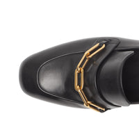 BLACK Mules à talon bottier en cuir avec chaîne