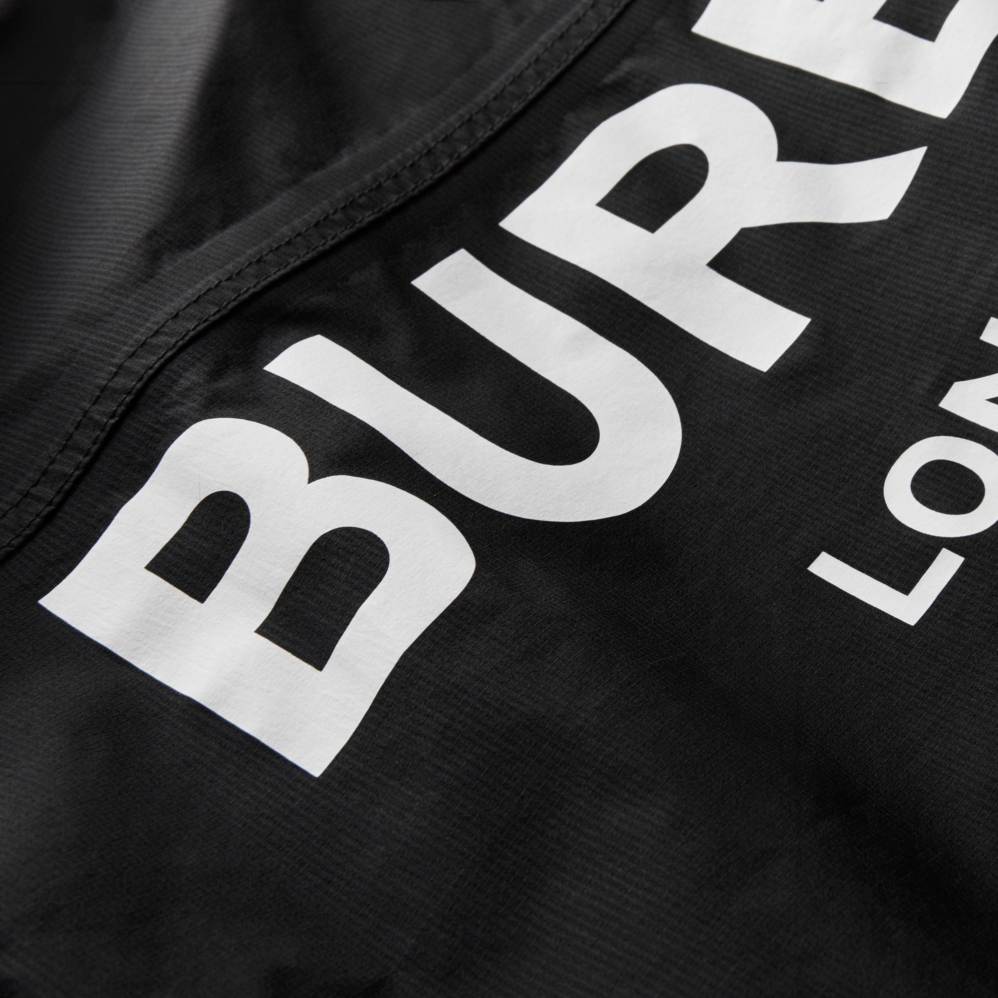 BLACK Veste à capuche en nylon léger avec logo