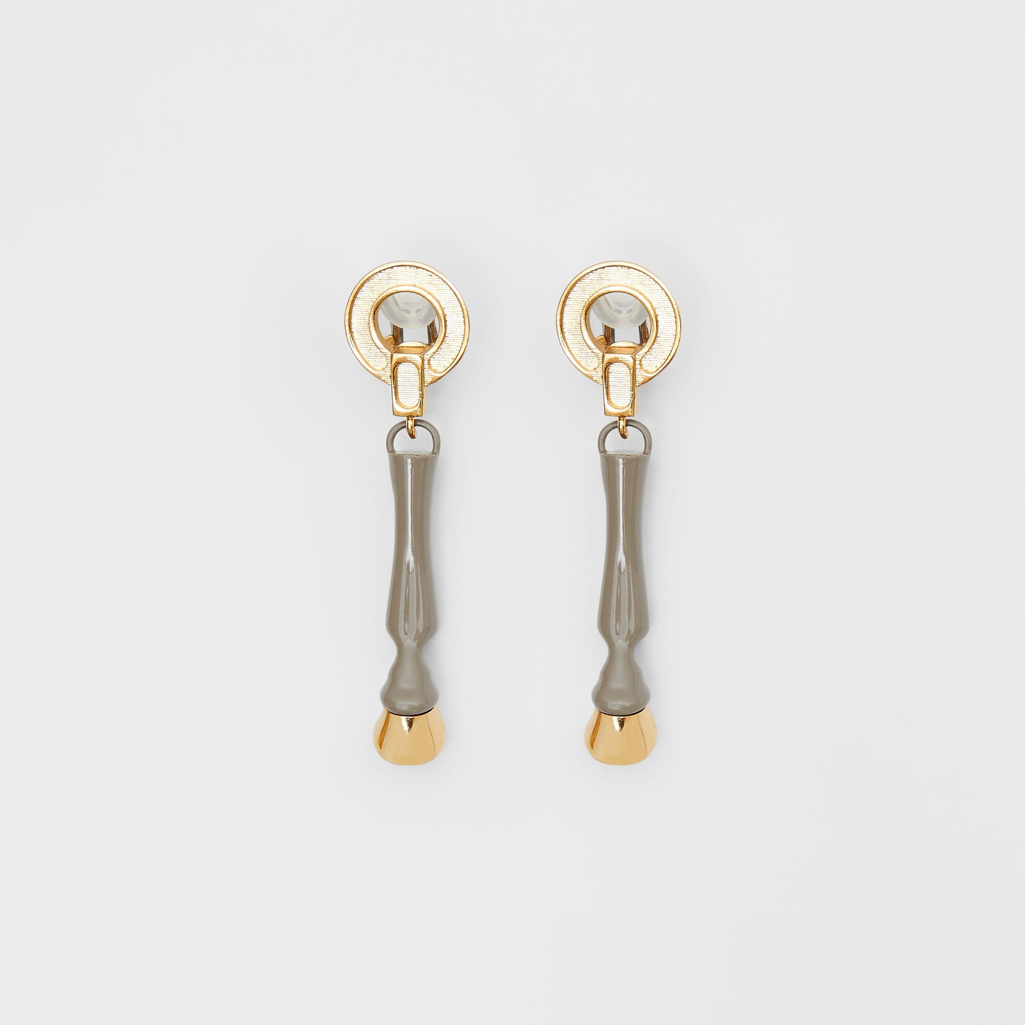 Pendants d'oreilles sabot en résine et plaqués or - Miel