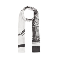 GREY Foulard ultrafin en soie à imprimé Portrait victorien