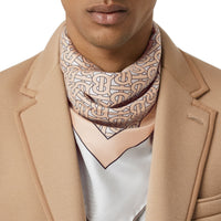 CAMEL Carré de soie Monogram