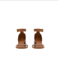Sandales à talon bottier en cuir avec détail plaqué or - Hâle