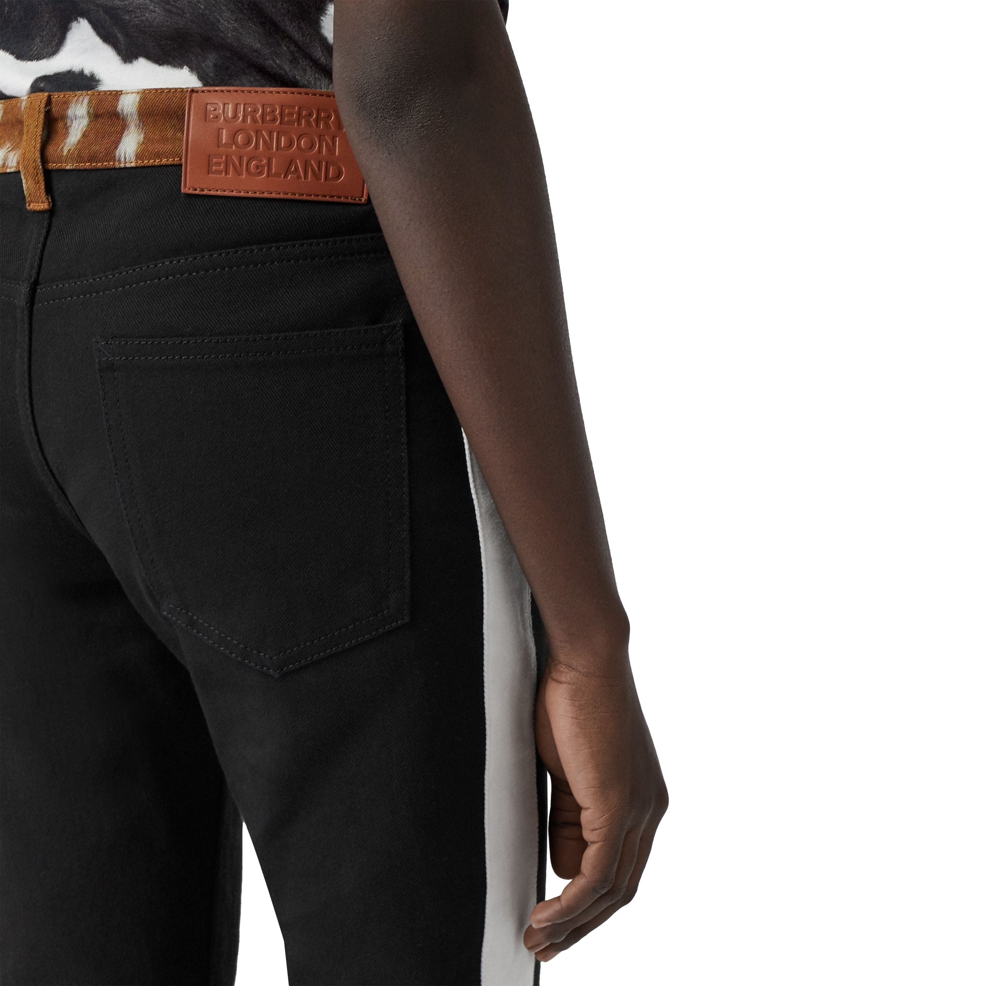 Jean droit en denim japonais avec imprimé daim - Noir