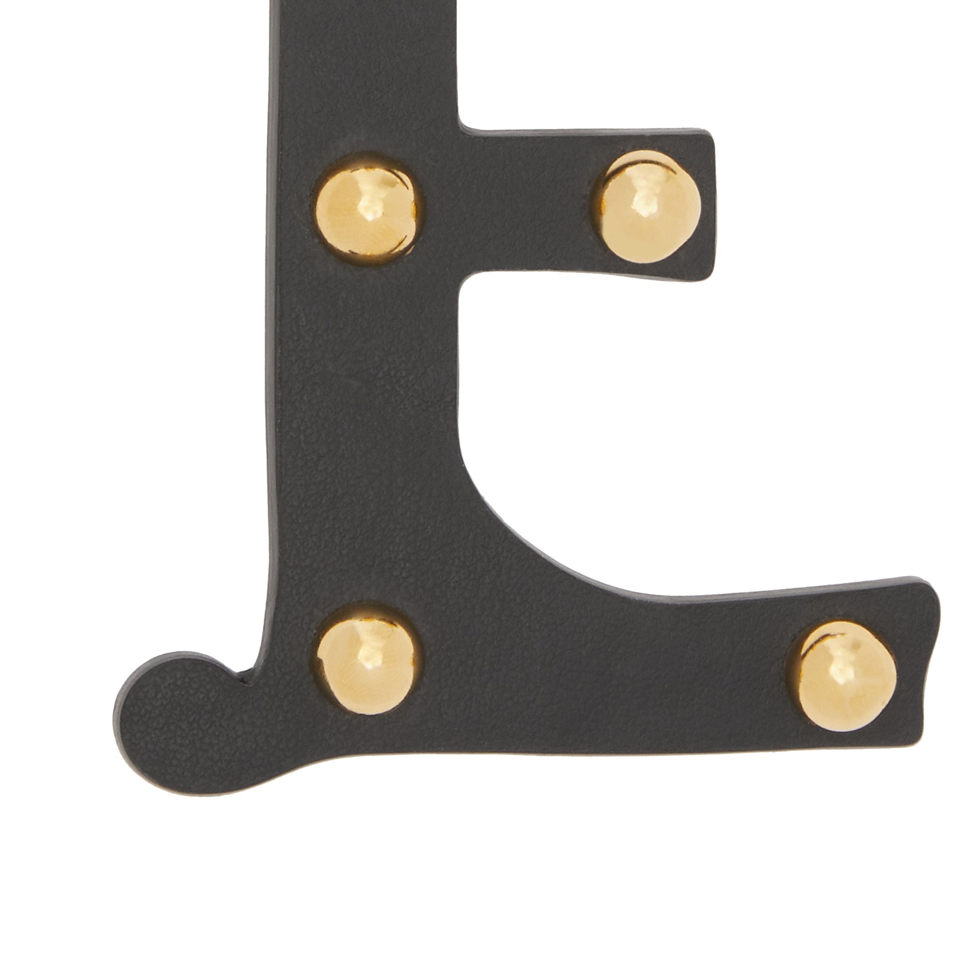 Bijou alphabet « e » en cuir clouté - Noir & or clair