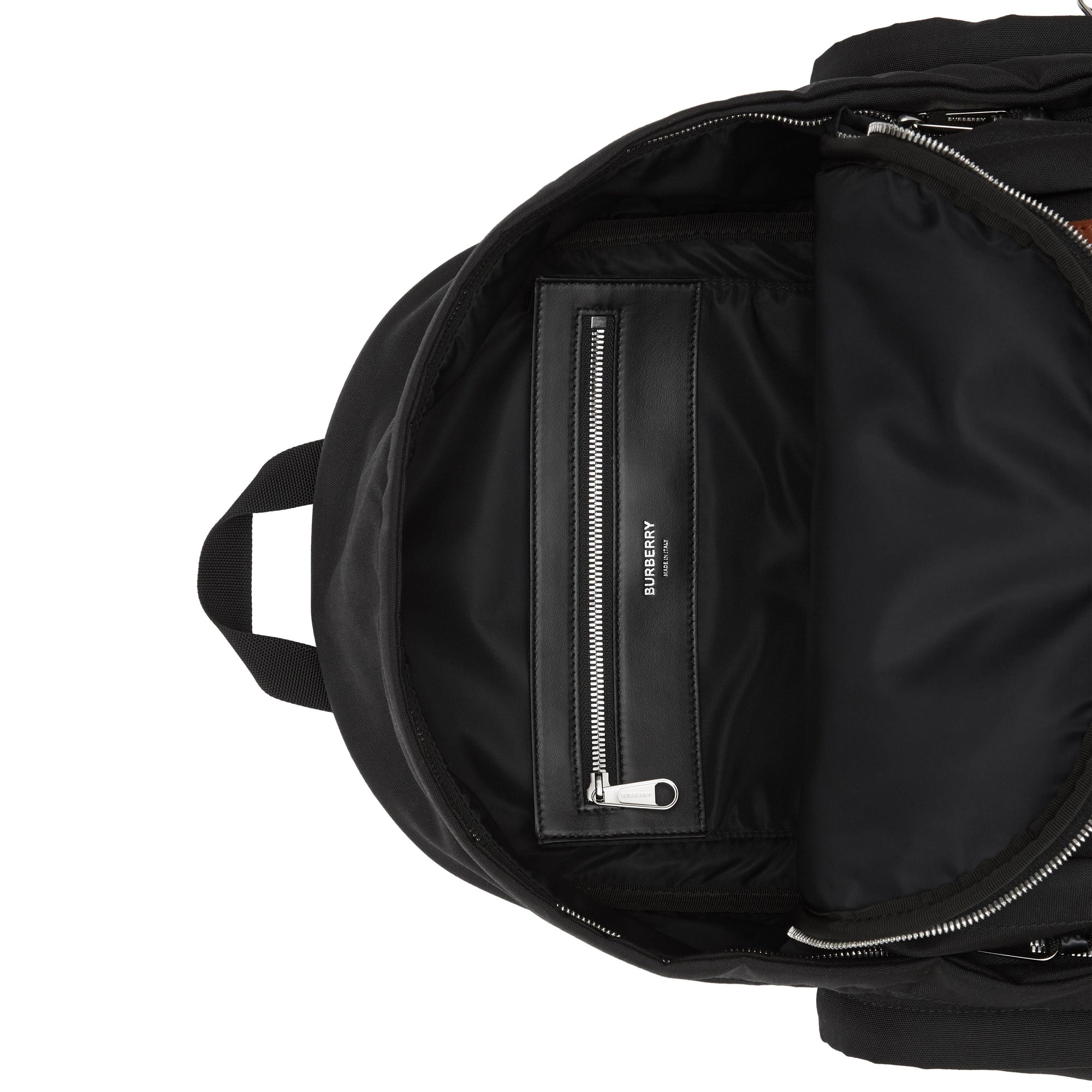 BLACK Sac à dos Nevis large en nylon Monogram