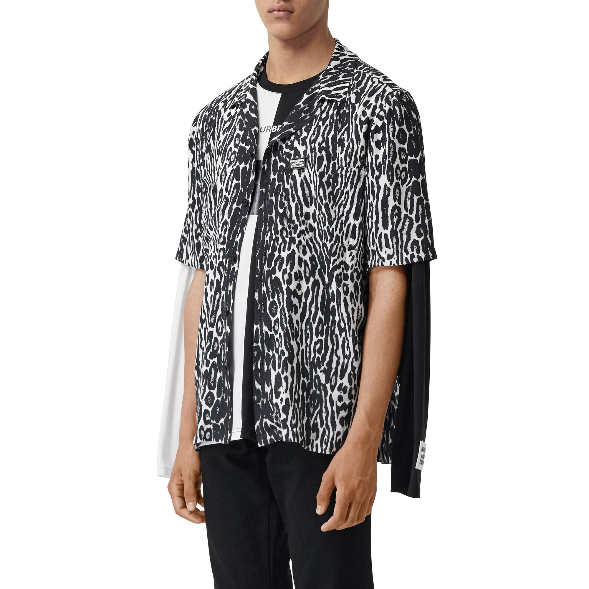 Chemise à manches courtes en sergé à imprimé léopard - Noir