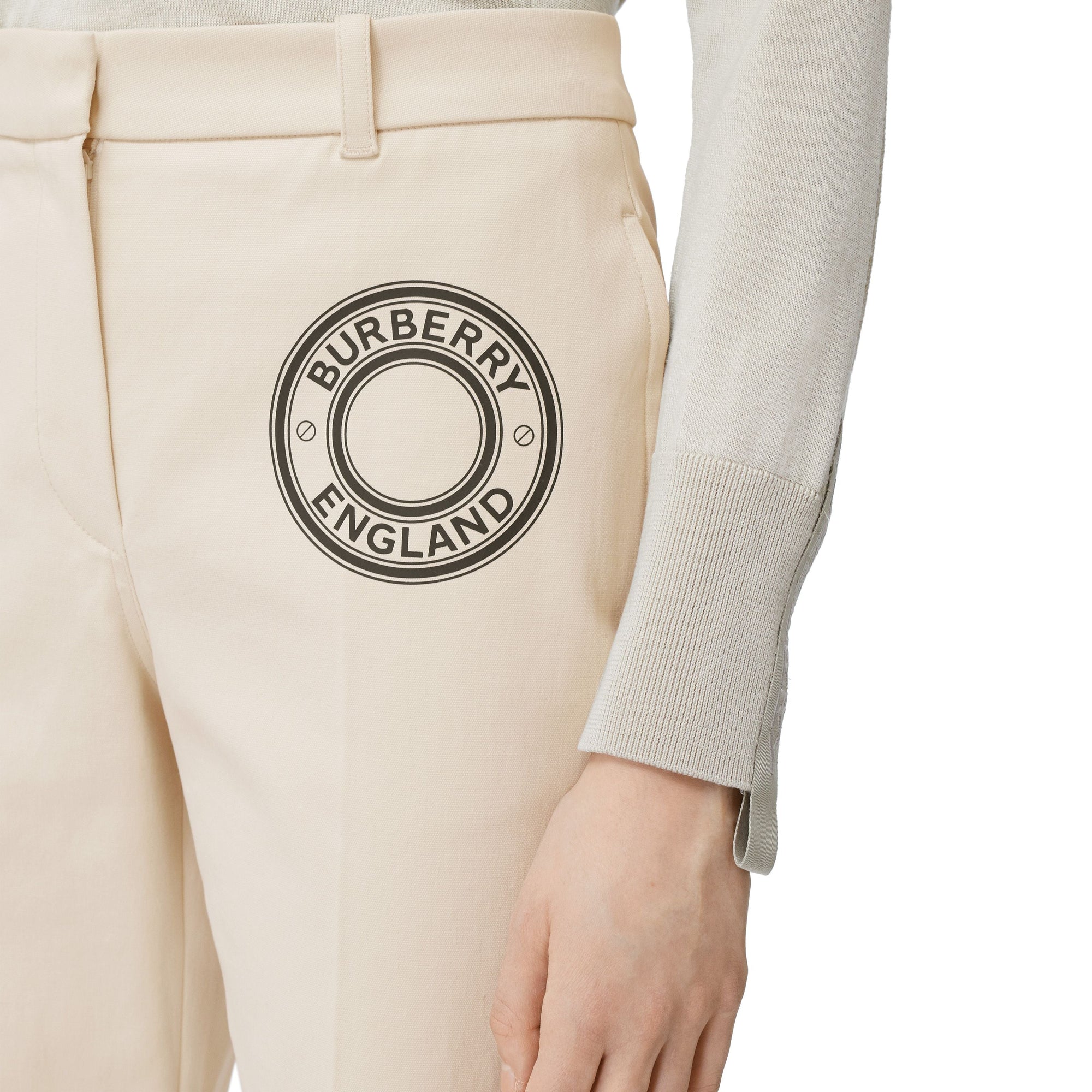 PALE CREAM Pantalon tailleur en toile de coton stretch avec logo