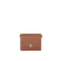 TAN Petit portefeuille en cuir grainé avec sangle amovible