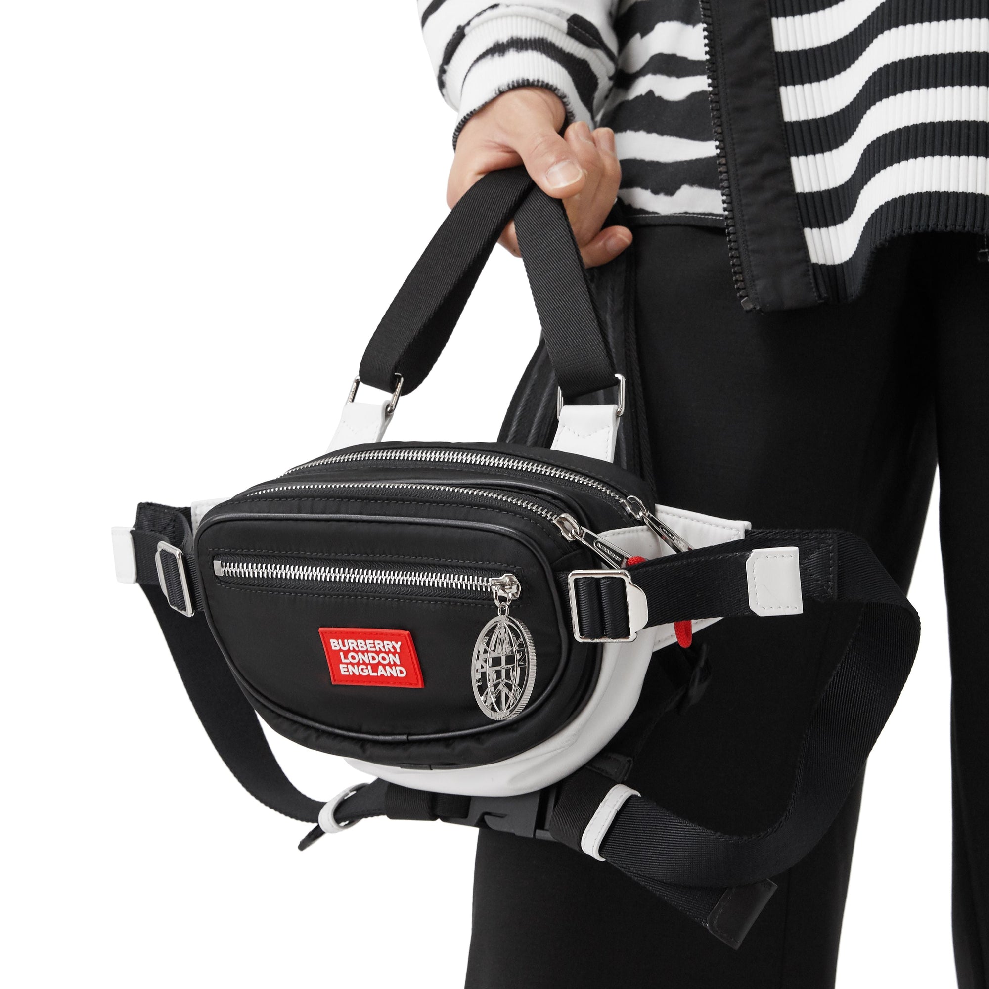 Sac à dos banane cannon en econyl® avec logo appliqué - Noir & blanc & rouge