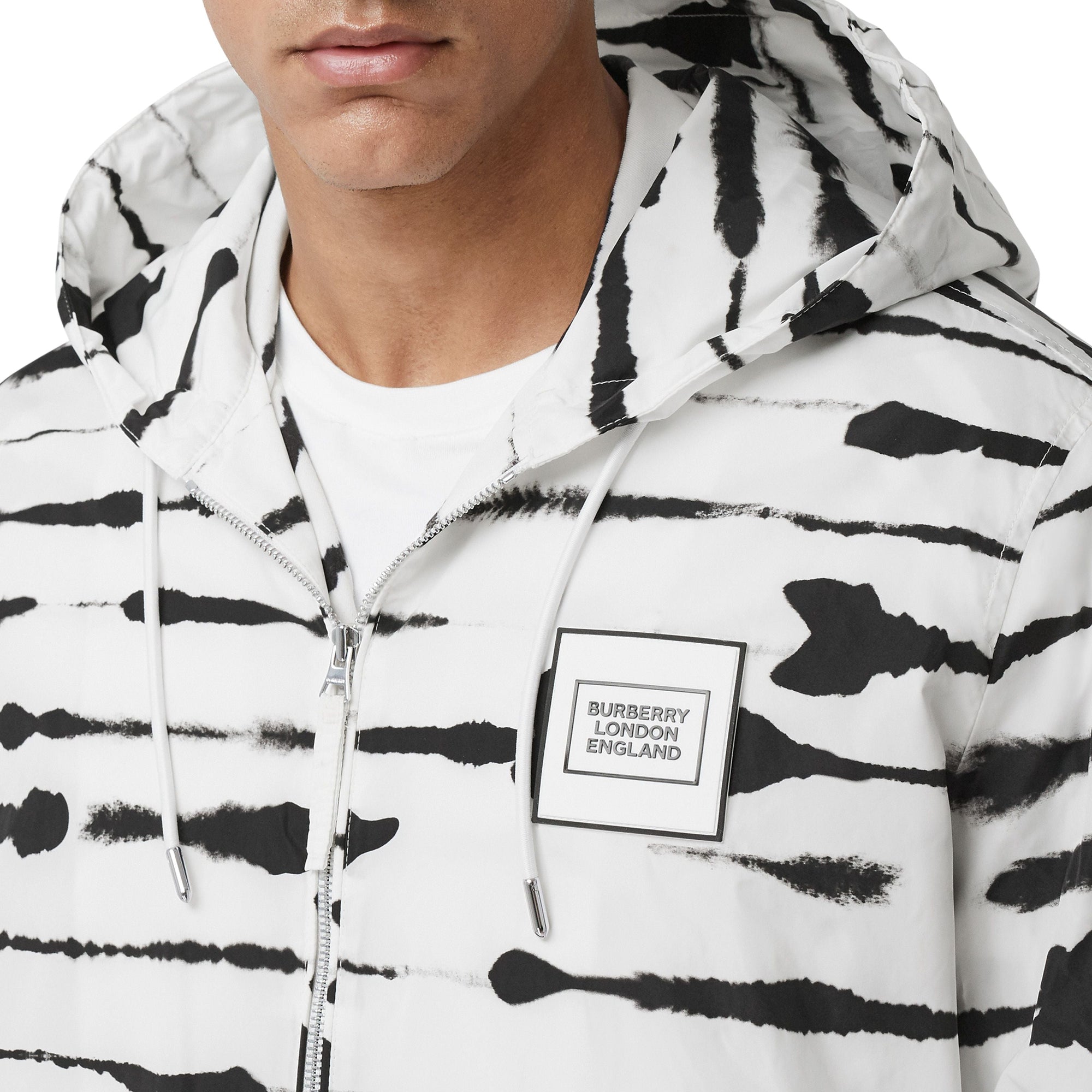 MONOCHROME IP PTTN Veste à capuche à imprimé aquarelle avec logo appliqué