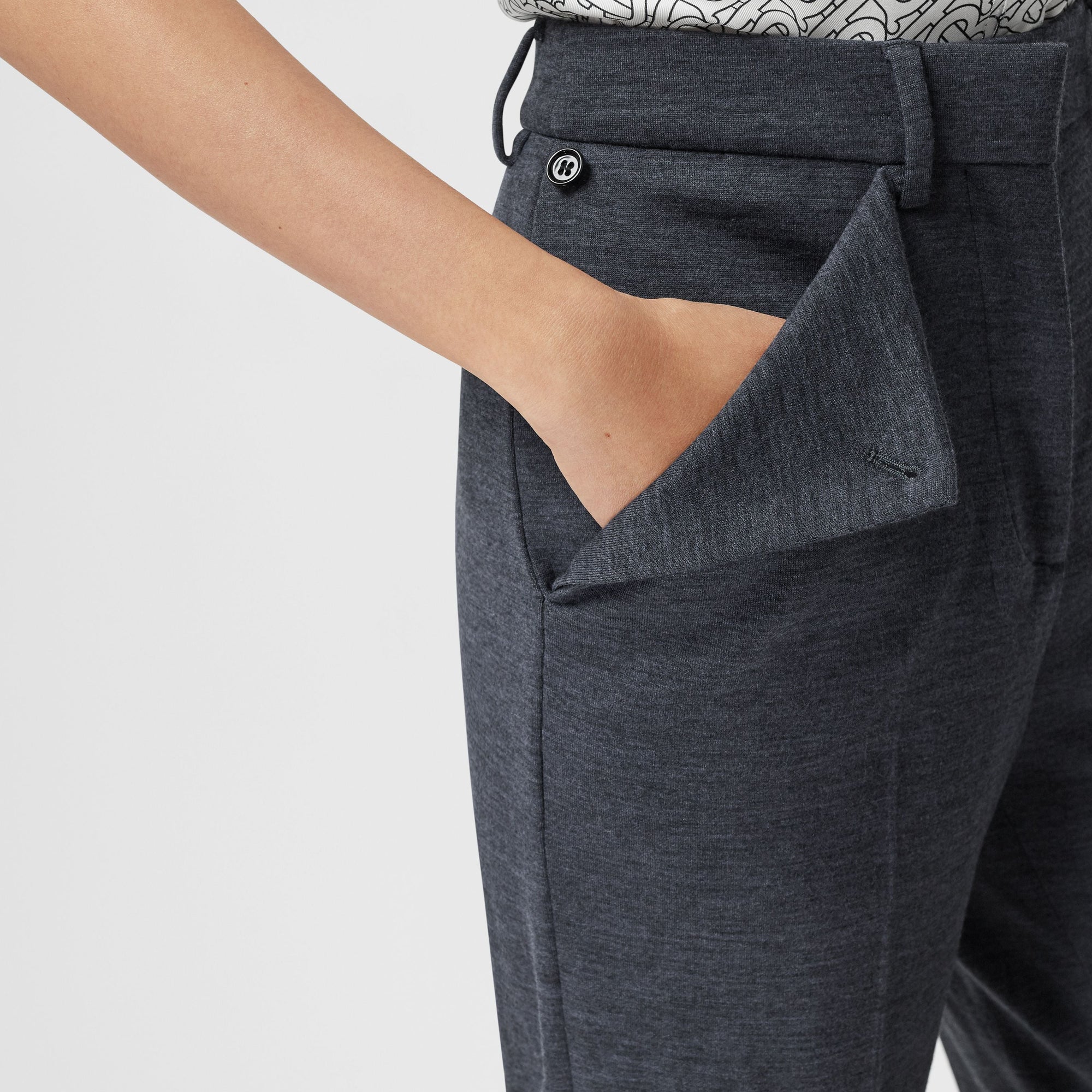 DARK CARBON Pantalon tailleur en laine technique avec poche
