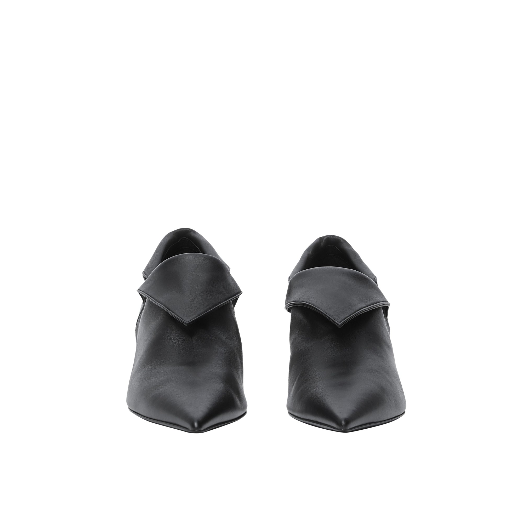BLACK Escarpins à bout pointu repliables en cuir d'agneau