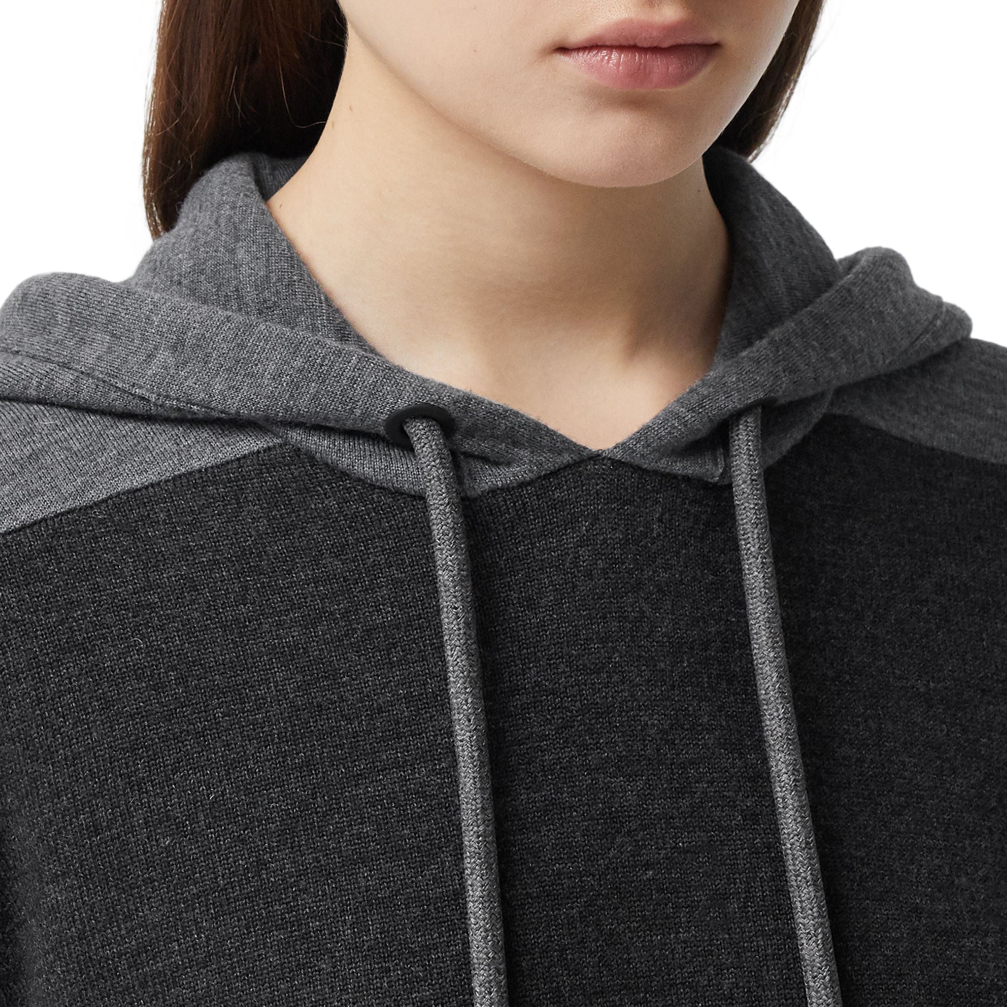 CHARCOAL MELANGE Hoodie en maille de laine mérinos mélangée bicolore