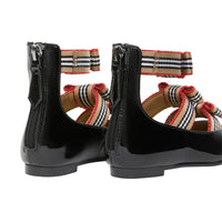 BLACK Chaussures en cuir verni avec nœuds à rayures iconiques