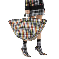BLACK Cabas de plage extra-large en nylon check Monogram