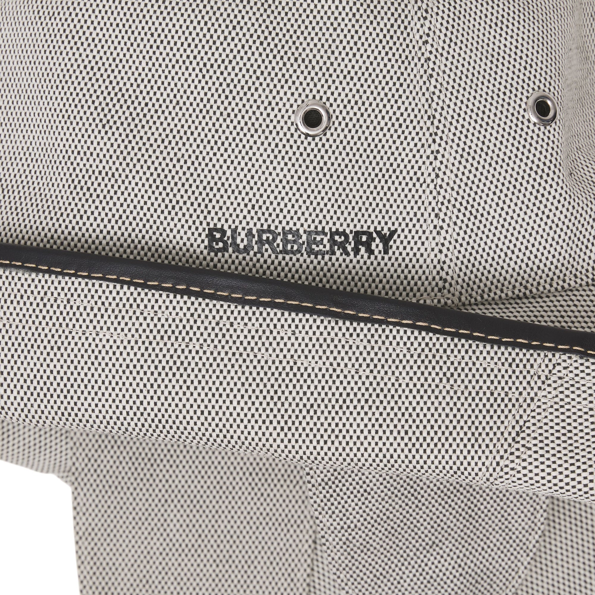 BLACK/WHITE Chapeau de pêcheur en toile de coton avec logo