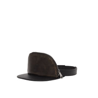 BLACK Visière en cuir avec poche zippée amovible