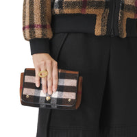 BIRCH BROWN Petit sac à bandoulière en cachemire check