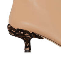 BEIGE Bottines à talon kitten heel en cuir d'agneau avec Monogram