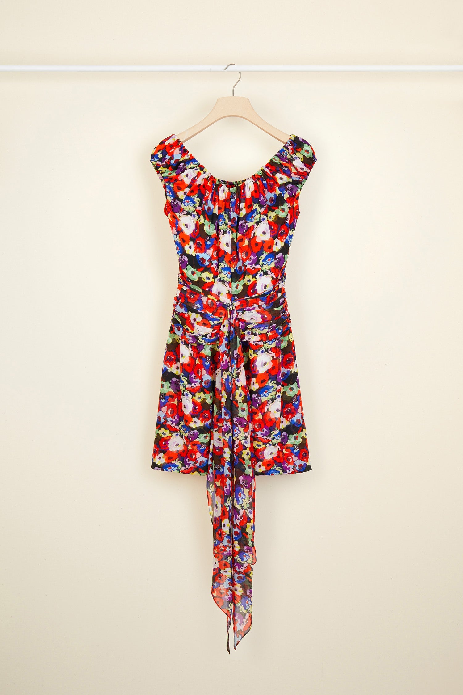 Robe en soie imprimée à épaules dénudées - Flowers Bloom