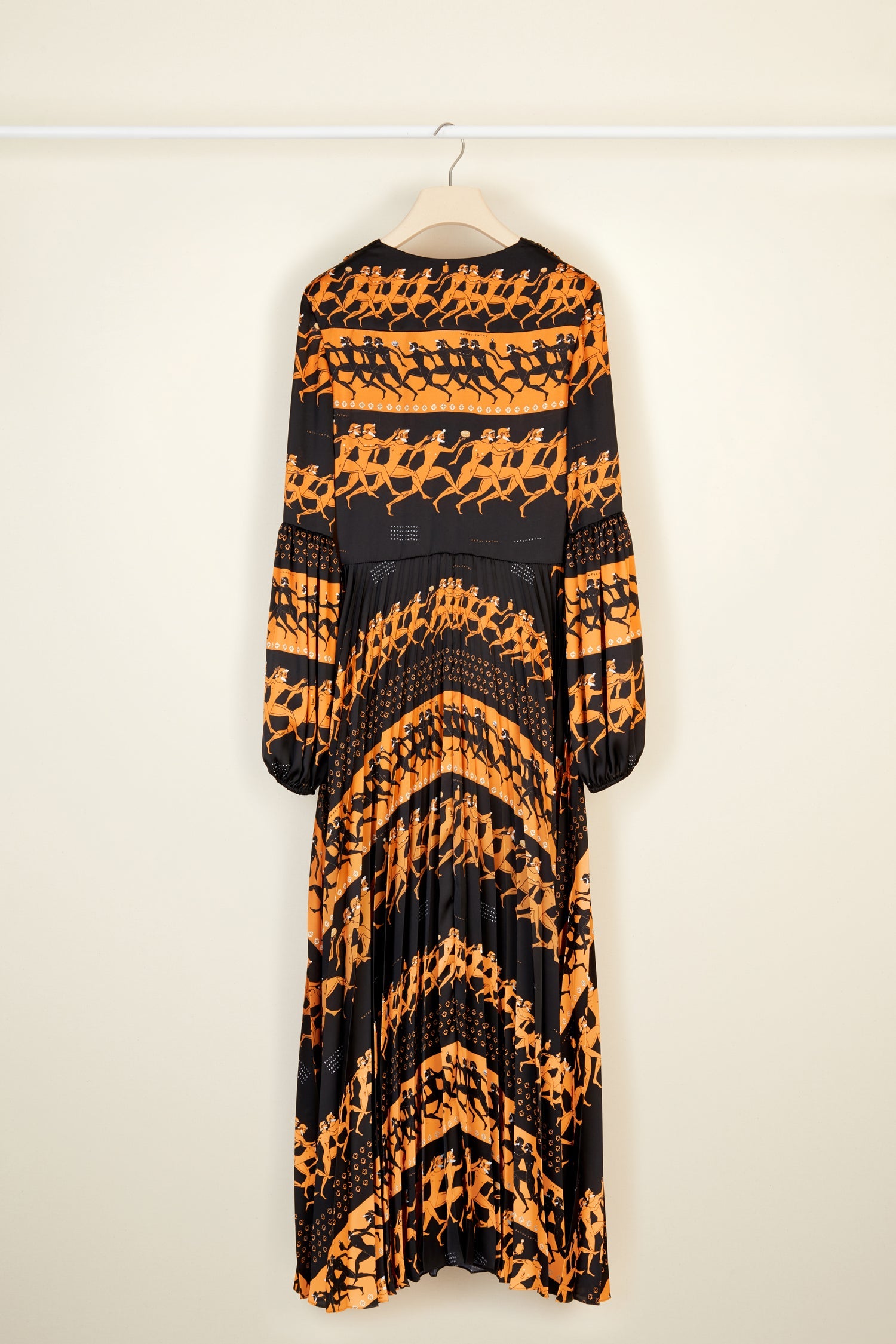 Robe longue plissée imprimée - Noir et ocre