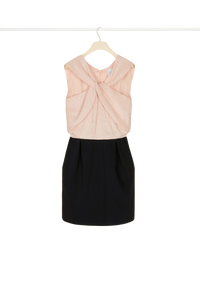Robe courte bicolore à col twist - Rose et Noir
