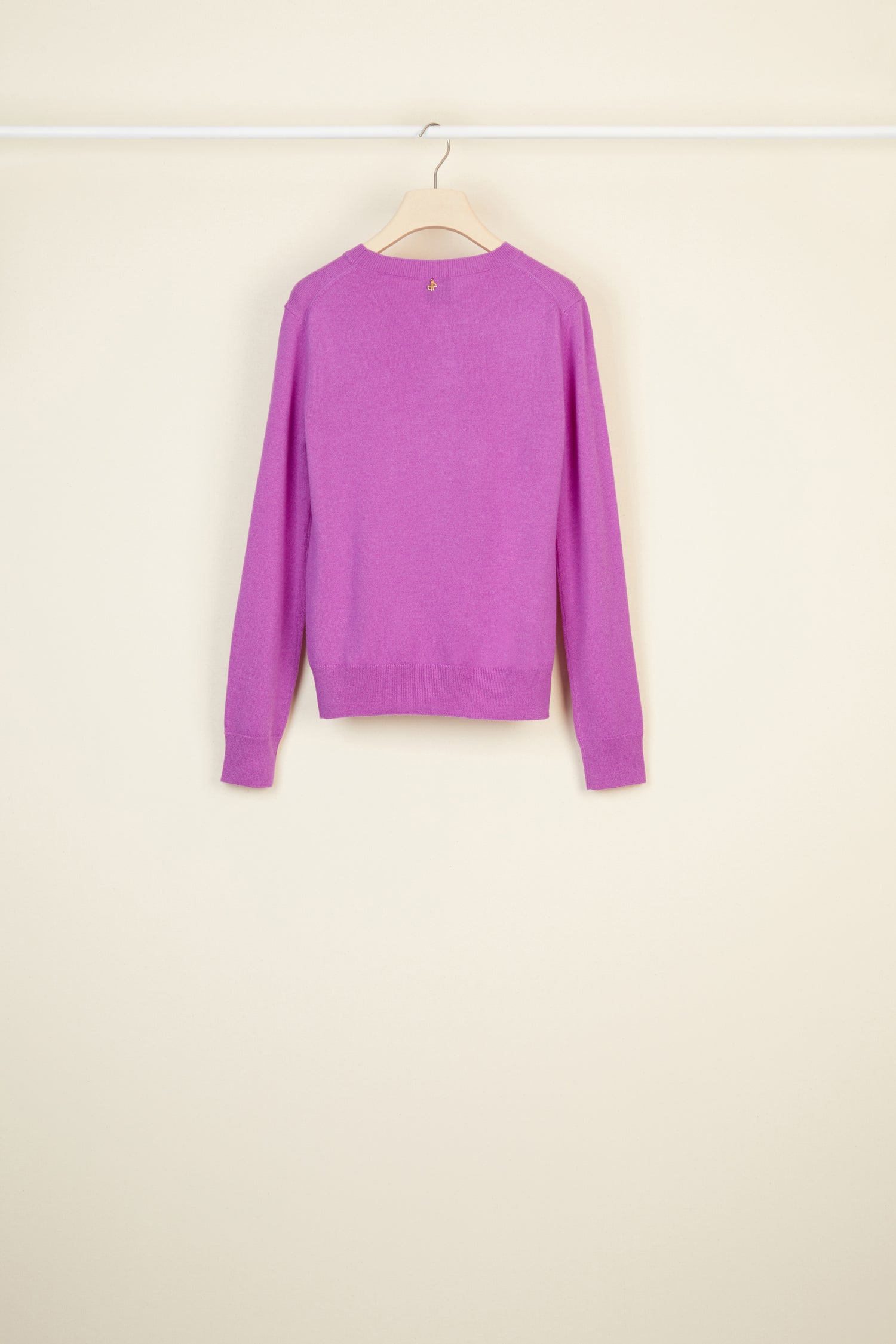 Pull fin en laine et cachemire
 - Mûre