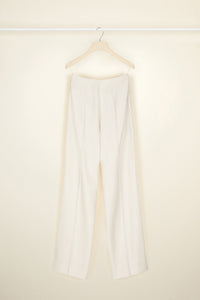 Pantalon droit en laine vierge
 - Champagne