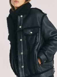Peau Lainée Kwood en cuir - Black