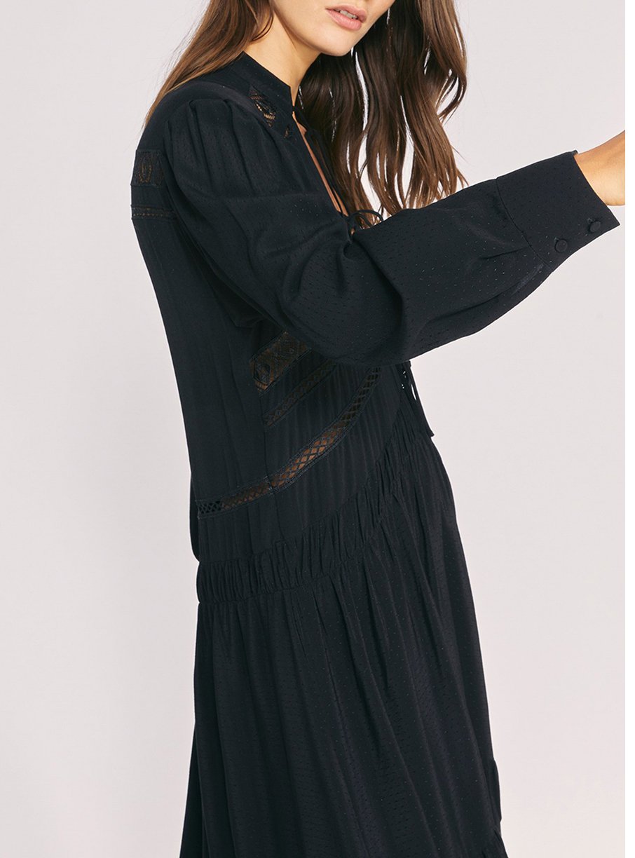Robe Padding - Black